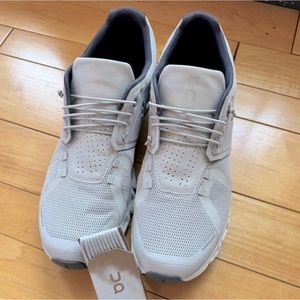 OnCloud Men’s Shoe size 12